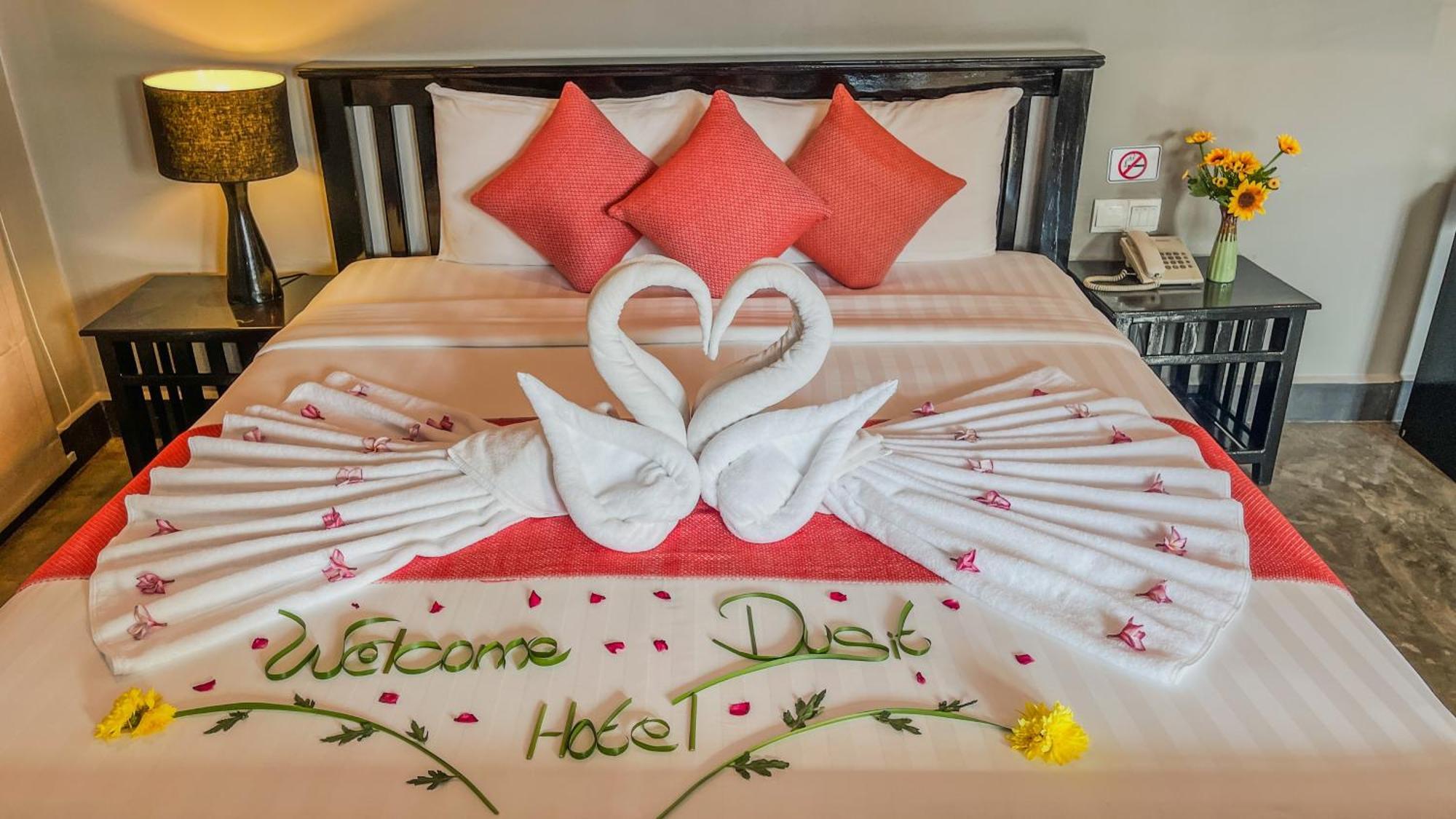 Dusit Hotel Siem Reap Exteriör bild
